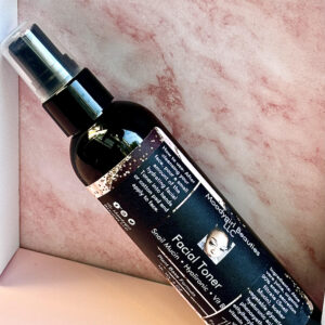Facial Toner-Snail Mucin Infused with vitamin B5, C, and E